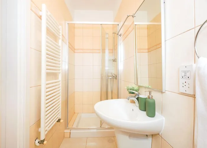 ヴィラ Astrid プロタラス