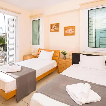 Astrid * 普罗塔拉斯