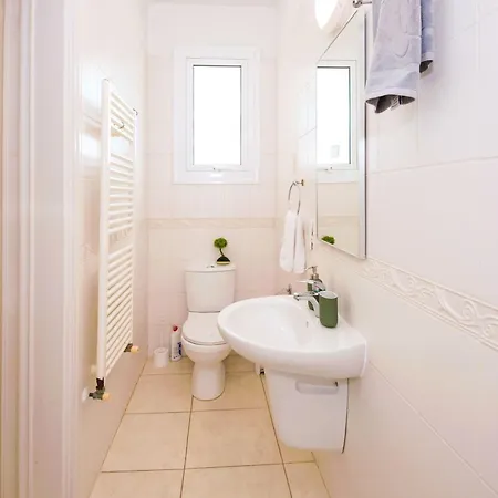 Astrid 普罗塔拉斯