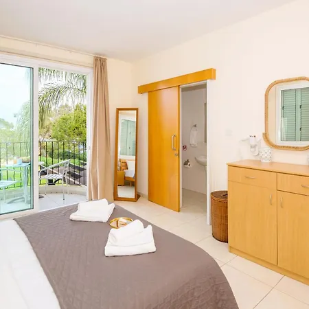 וילה Astrid פרוטאראס