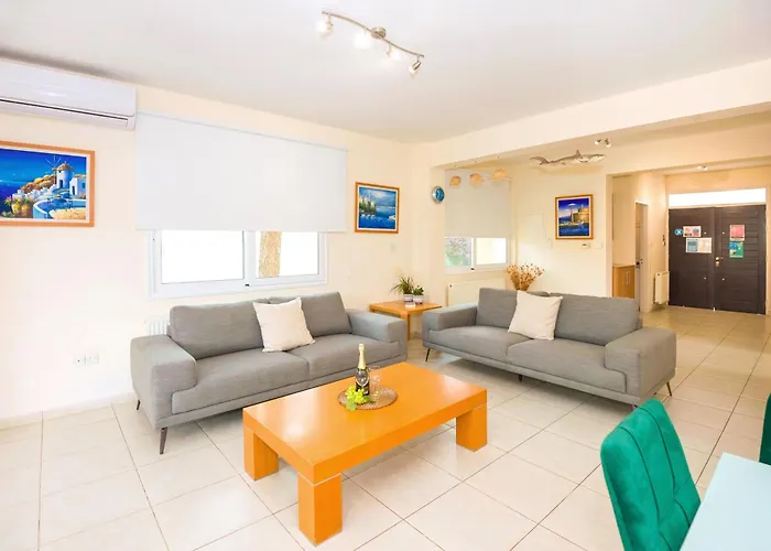 Astrid Villa Protaras