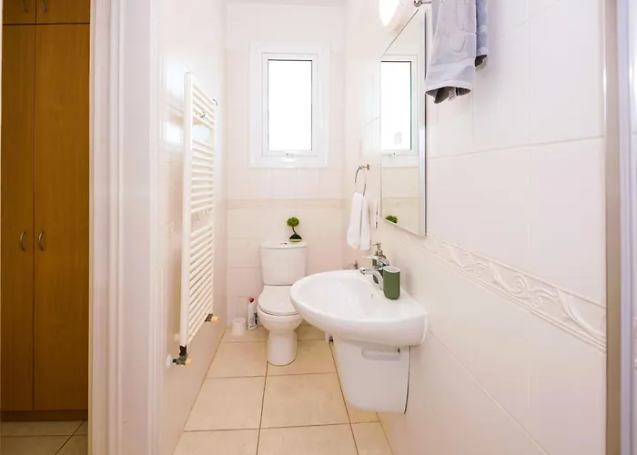 Astrid بروتاراس